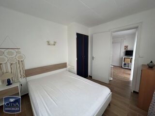  Appartement à louer 2 pièces 27 m²