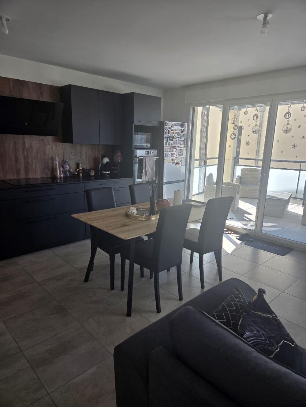 location Appartement - 3 pièce(s) - 66 m² Décines-Charpieu (69150)