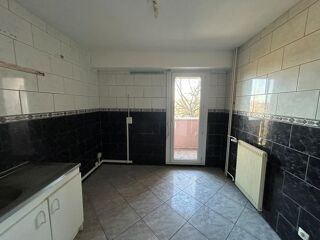  Appartement à louer 3 pièces 67 m²