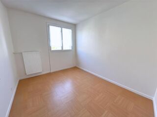  Appartement � louer 5 pi�ces 80 m�