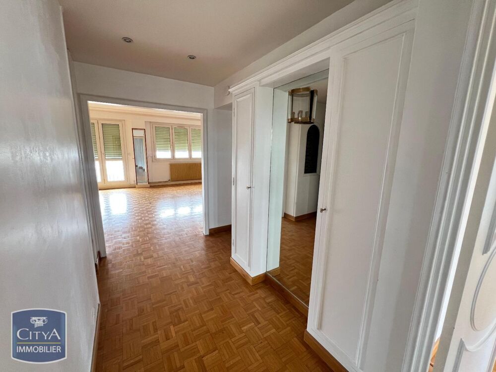 À LOUER : Appartement T6 situé au coeur du centre-ville d....