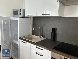 Appartement à louer 1 pièce 30 m²