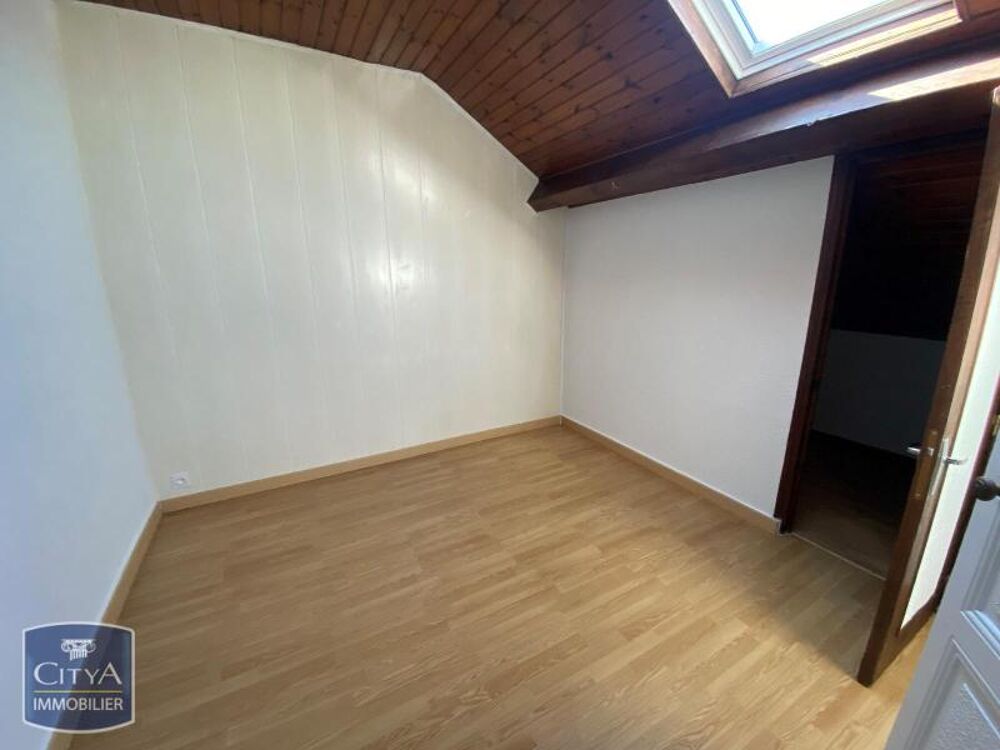 À LOUER : Appartement T2 situé à Cholet, dans le secteur....