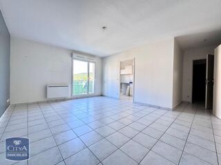  Appartement à louer 3 pièces 60 m²