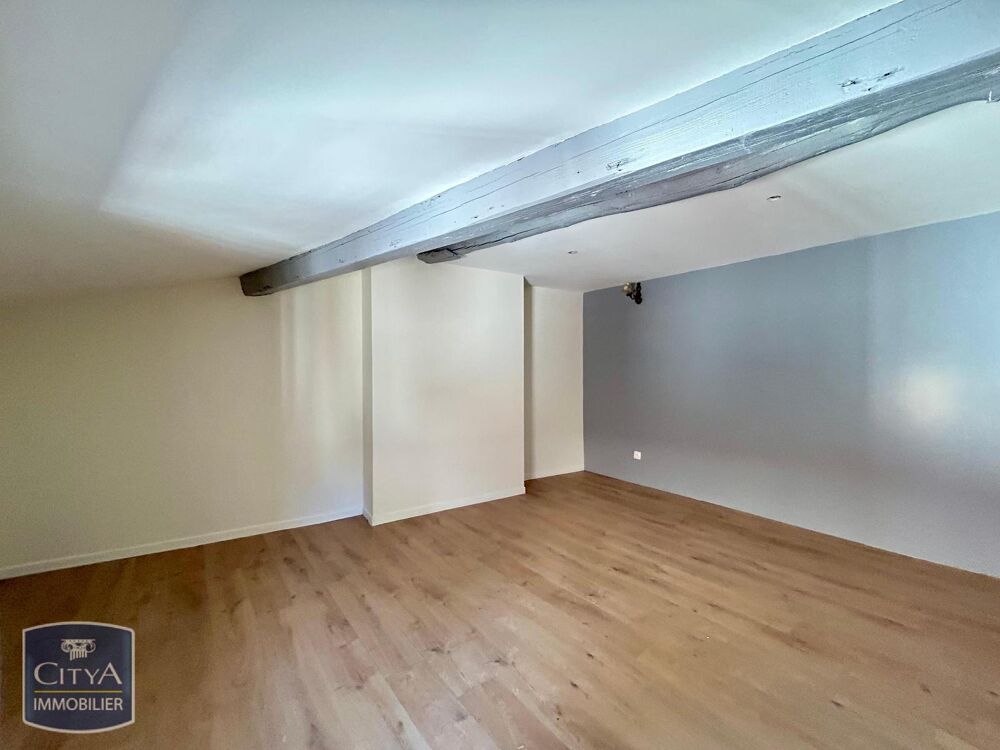 MAISON DE VILLAGE TRIPLEX - REGNY - 4 CHAMBRES - CAVE Au....