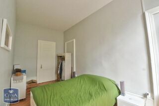  Appartement à louer 2 pièces 73 m²