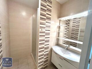  Appartement à louer 1 pièce 46 m²