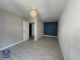  Appartement à louer 1 pièce 37 m²