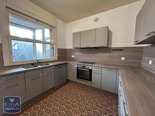  Maison � louer 7 pi�ces 156 m� Brive