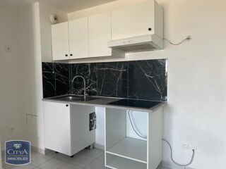  Appartement à louer 3 pièces 55 m²