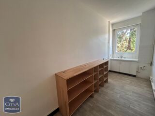  Appartement à louer 1 pièce 40 m²