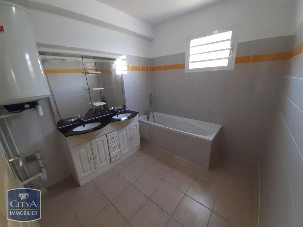 location Appartement - 3 pièce(s) - 64 m² Le Tampon (97430)