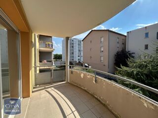  Appartement à louer 3 pièces 68 m²