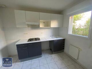  Maison à louer 4 pièces 84 m²