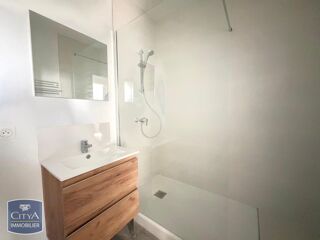  Appartement à louer 2 pièces 39 m²