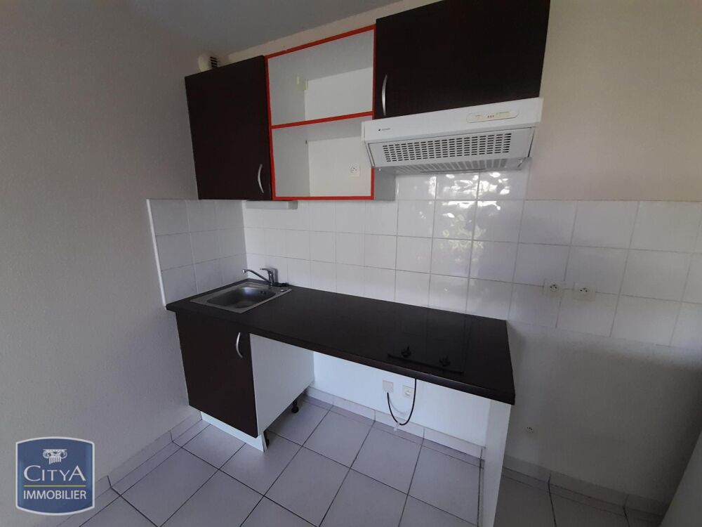EXCLUSIVITÉ - APPARTEMENT 2 PIÈCES AVEC TERRASSE En loca....