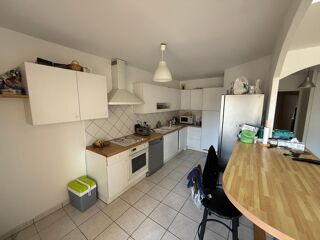  Appartement � louer 4 pi�ces 107 m�