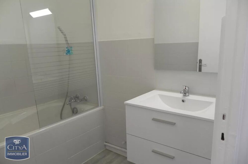 location Appartement - 3 pièce(s) - 61 m² Marignane (13700)