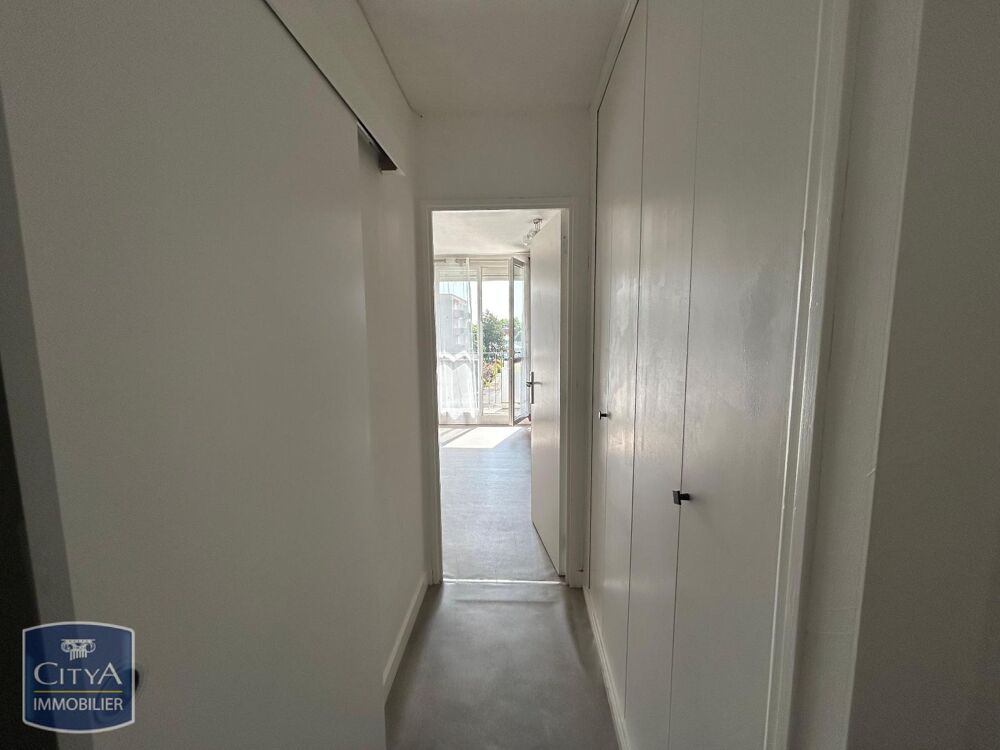 location Appartement - 1 pièce(s) - 28 m² Joué-lès-Tours (37300)