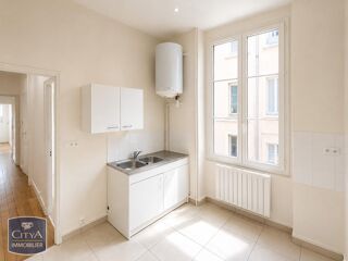  Appartement à louer 1 pièce 54 m²