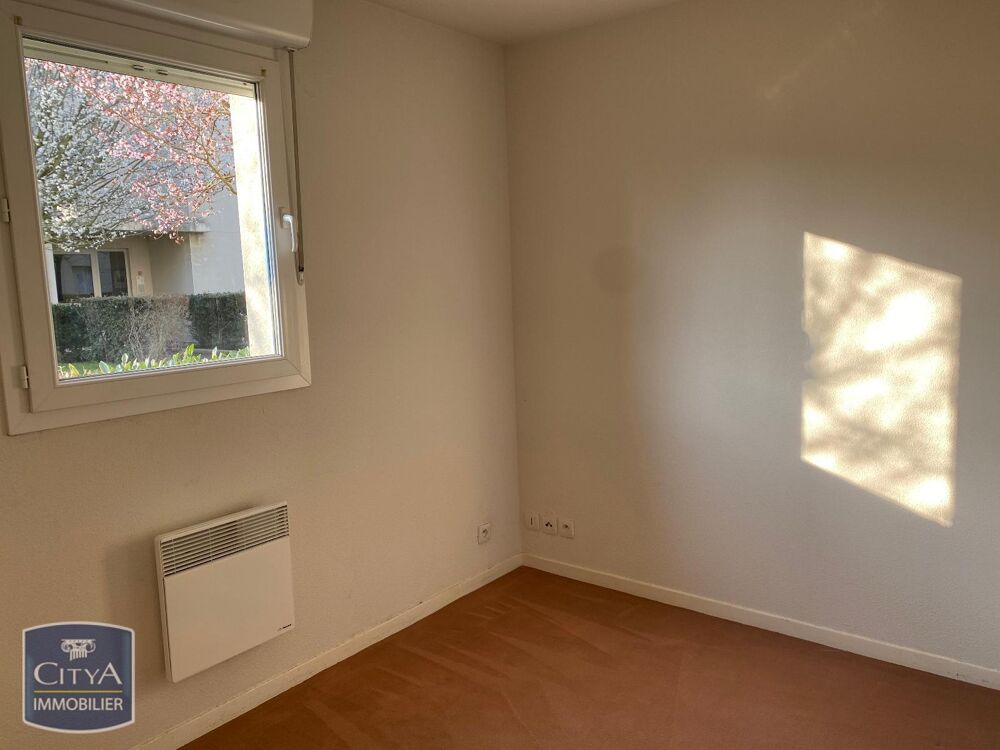 À LOUER : Appartement T2 situé à Laon, dans le code post....
