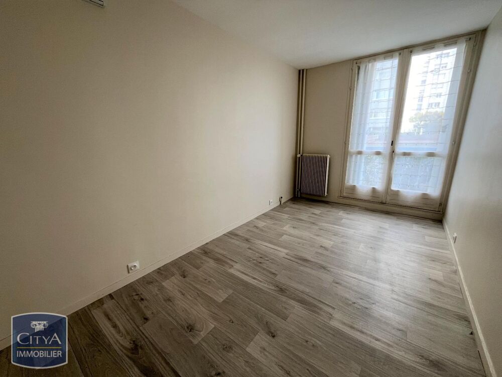 location Appartement - 4 pièce(s) - 81 m² Saint-Pierre-des-Corps (37700)