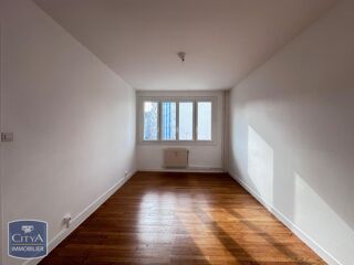  Appartement à louer 4 pièces 83 m²