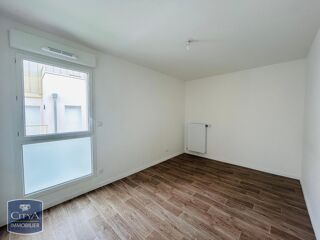  Appartement à louer 2 pièces 46 m²