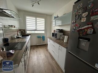  Appartement à louer 4 pièces 70 m²