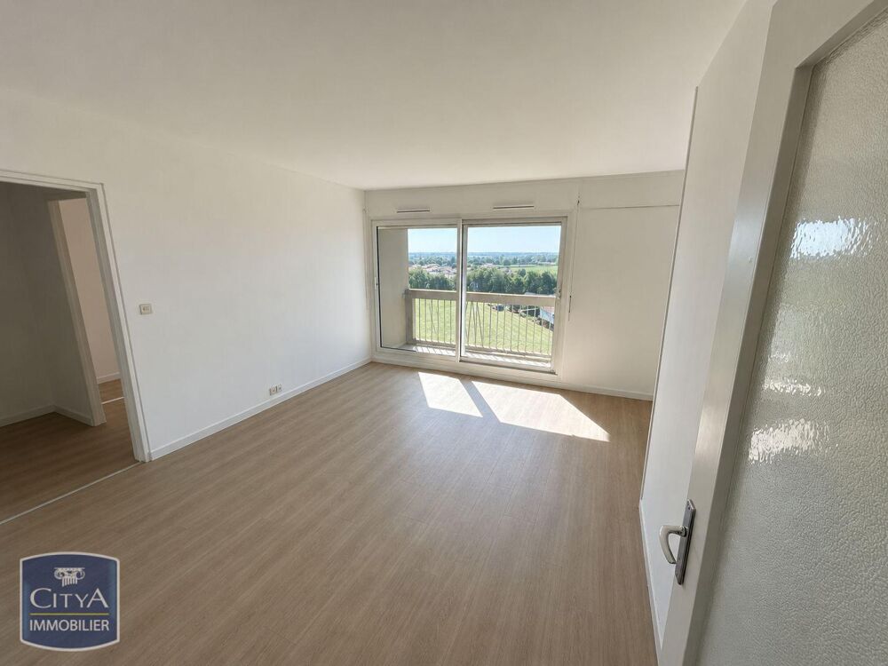 location Appartement - 2 pièce(s) - 54 m² Cholet (49300)