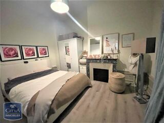  Appartement à louer 5 pièces 139 m²
