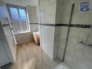  Appartement à louer 3 pièces 69 m²