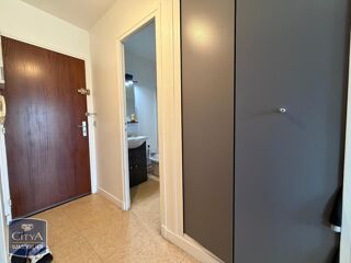  Appartement à louer 1 pièce 26 m²