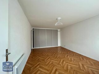  Appartement à louer 2 pièces 62 m²