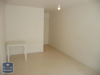  Appartement à louer 1 pièce 30 m²