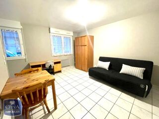  Appartement à louer 1 pièce 23 m²
