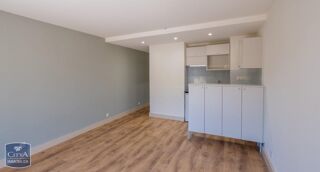  Appartement à louer 1 pièce 25 m²