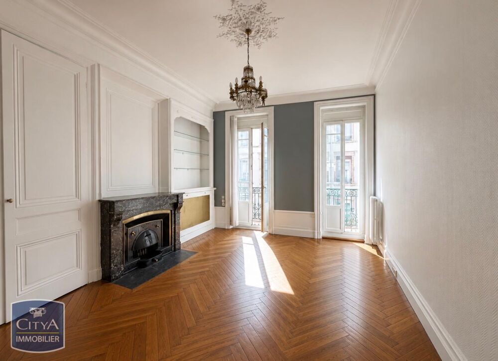 location Appartement - 4 pièce(s) - 82 m² Lyon 7