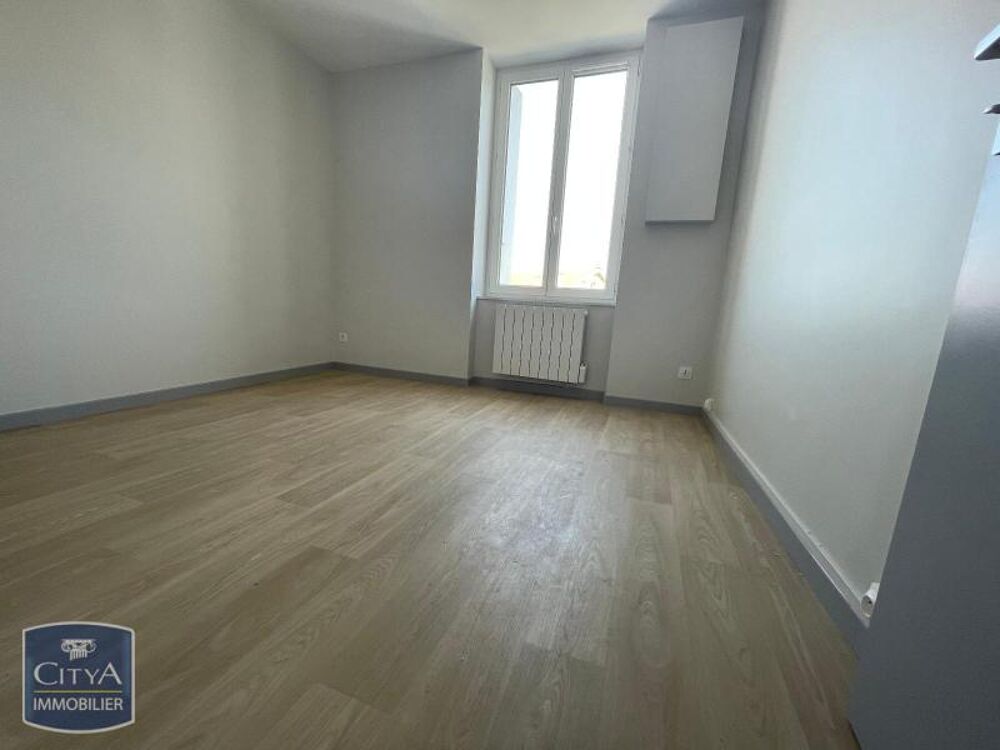 location Appartement - 1 pièce(s) - 33 m² Saint-Chamond (42400)