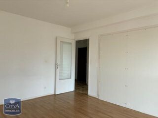  Appartement à louer 3 pièces 66 m²