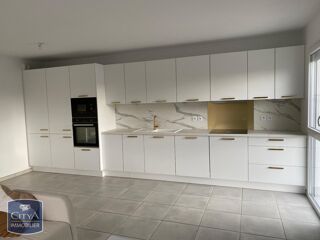  Appartement à louer 3 pièces 63 m²