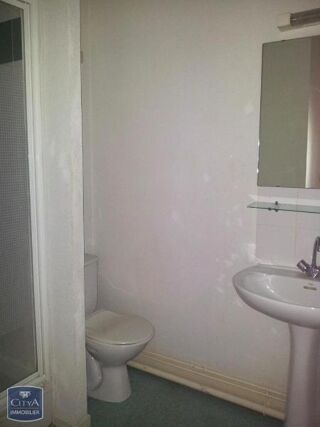  Appartement à louer 1 pièce 28 m²