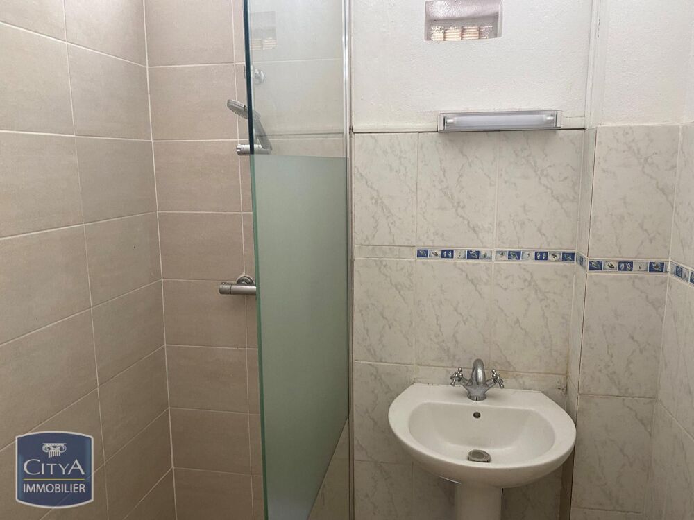 location Appartement - 3 pièce(s) - 64 m² Sainte-Suzanne (97441)