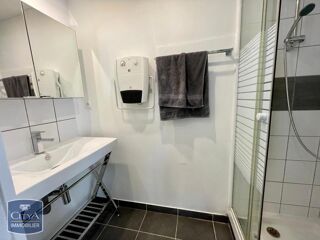  Appartement à louer 3 pièces 42 m²