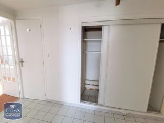  Appartement à louer 4 pièces 90 m²