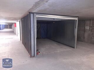  Parking / Garage � louer 