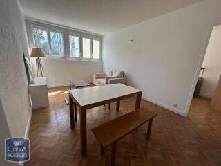  Appartement à louer 4 pièces 67 m²