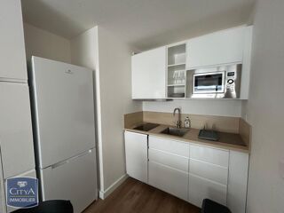  Appartement à louer 2 pièces 37 m²