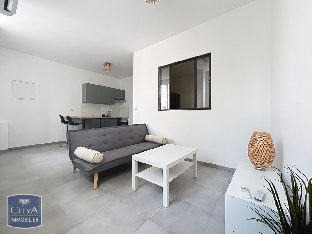 LOCATION NIMES - P2 MEUBLE - ENTIEREMENT RENOVE - CLIMAT....