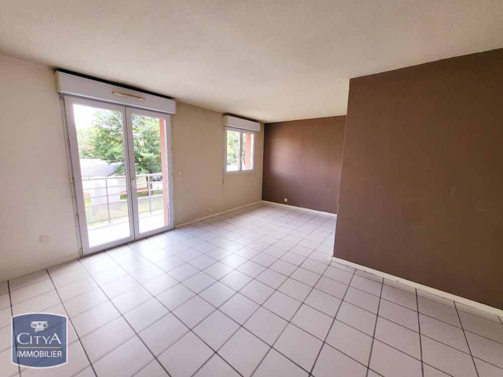 À LOUER : Découvrez cet appartement T3 spacieux et lumin....